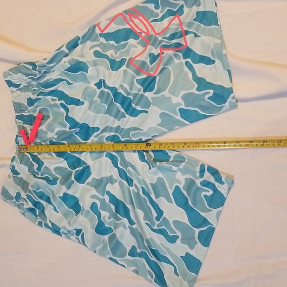 Under Armour shorts - Picture 4 of 4